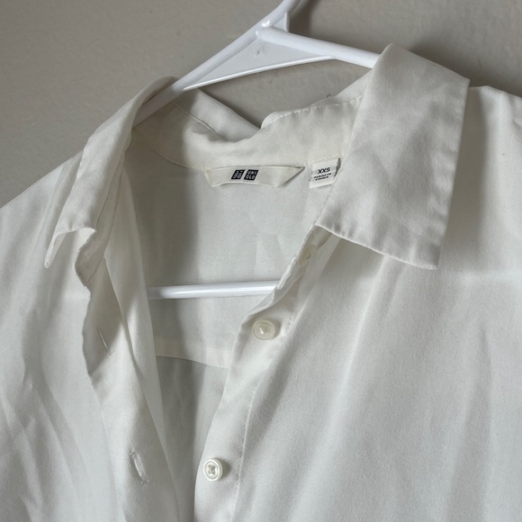 Uniqlo White Blouse - Picture 3 of 8